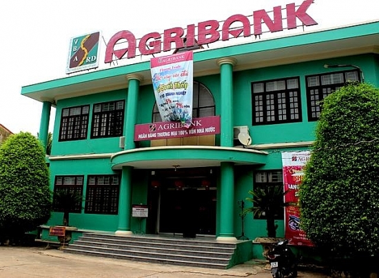 “Sếp” cấp phòng của ngân hàng Agribank lừa đảo, chiếm đoạt hơn 12 tỷ đồng