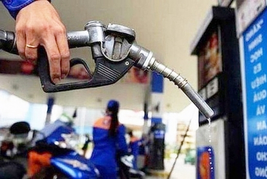 Giá xăng dầu hôm nay 31/5/2022: Bất ngờ tăng hàng loạt