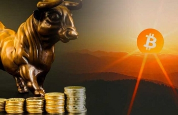 Giá bitcoin hôm nay 16/8: Bật tăng lại, vượt qua mốc 10.000 USD