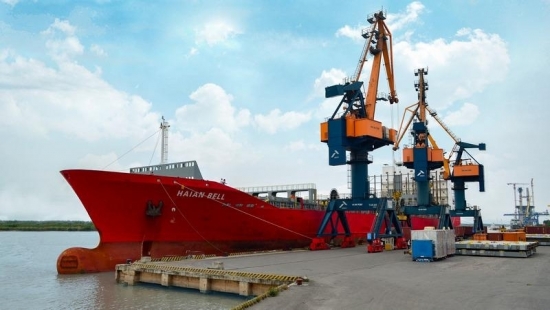 Xếp dỡ Hải An (HAH) sắp đóng mới một tàu container, muốn bán sạch 1,4 triệu cổ phiếu quỹ
