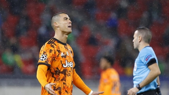 Tin nóng bóng đá ngày 10/11: Juventus cân nhắc bán C.Ronaldo