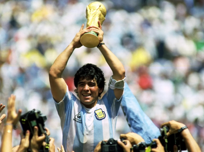 Tin nóng bóng đá ngày 26/11: Argentina quốc tang 3 ngày tưởng nhớ Maradona
