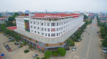 Phó Tổng Giám đốc Đông Á Hotel bán bớt 3 triệu cổ phiếu DAH đang sở hữu