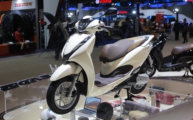 Xe máy Honda Lead 2022: Cốp chứa “cả thế giới”