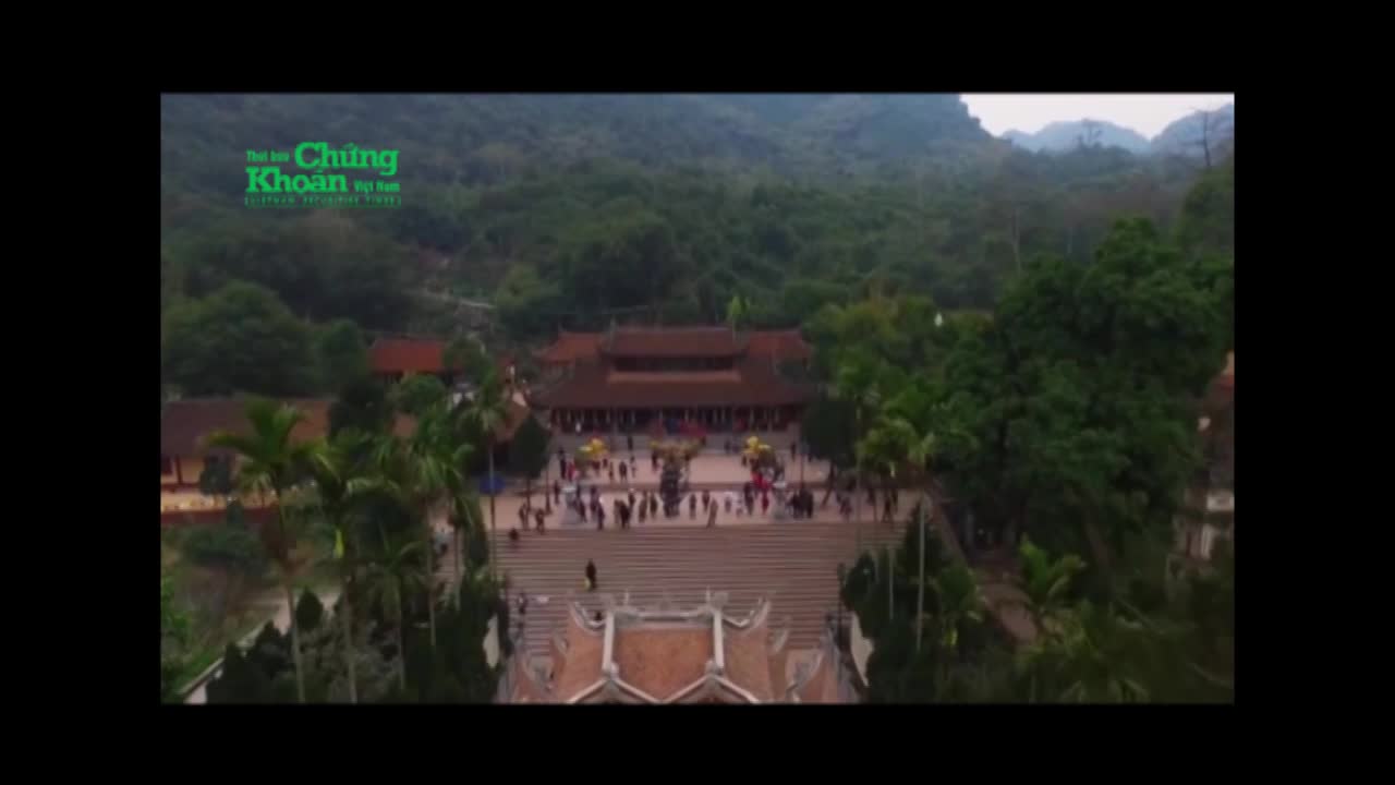 Xây dựng BOT ở cổng chùa Hương: Hãy thận trọng